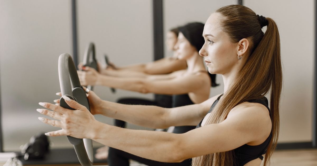Pilates od zera: łagodny start, który wzmocni ciało i uspokoi głowę