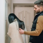 Skąd bierze się zazdrość w związku? Najczęstsze przyczyny i co z nimi zrobić