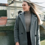 Płaszcz w roli głównej: 12 pomysłów na stylizacje, które zrobisz w 5 minut