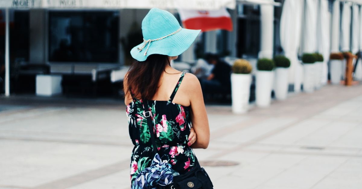 Weekendowy look bez stresu: jak komponować stylizacje na dwa dni w 10 minut
